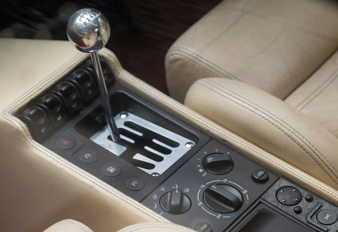 The 5 Top Warning Signs of Transmission Trouble